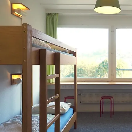 77 Hostal *