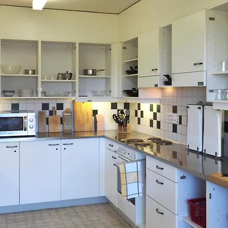 Hostal 77 Berna